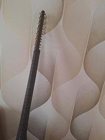 start velosiped 29: Elektro saz – qara ağac korpuslu, uzun saplı, quraşdırılmış preamp və — 6