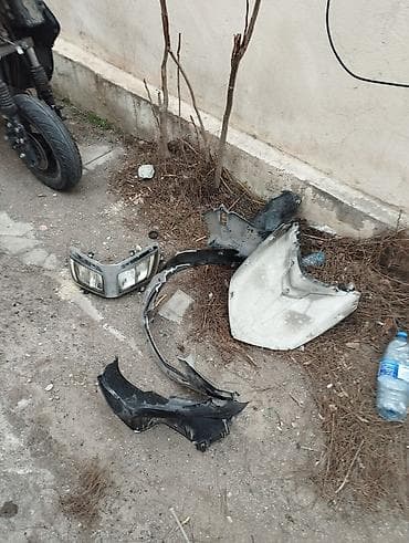 moon maped: Qara rəngli, zədələnmiş skuter təmir və ya ehtiyat hissələri üçün — 3