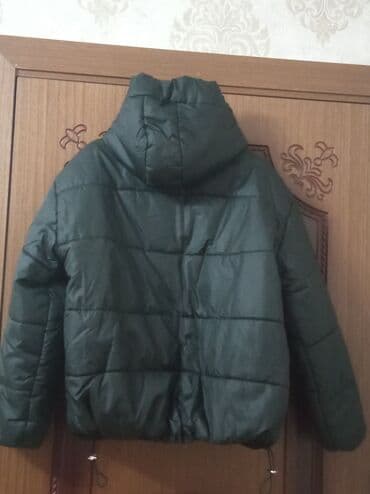 isci geyimi: Yeni, Türkiyə istəhsalı olan, çox isti və keyfiyyətli kurtka. Ölçü — 3