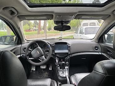 ən ucuz maşın: Chevrolet Cruze: 1.4 l | 2014 il 315120 km Sedan — 9