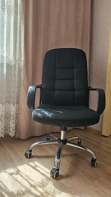 stul ofis: İşlənmiş, Təkərli, Qolları tənzimlənmir, Parça — 2