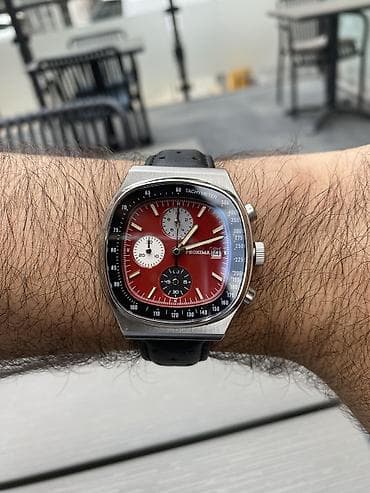 İşlənmiş, Qol saatı, rəng - Qırmızı