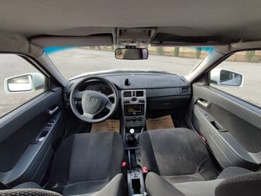 lada kalina 2009: VAZ (LADA) Priora: 1.4 l | 2013 il 55235 km Hetçbek — 4