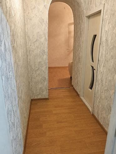 sumqayıtda ucuz evler: Satılır 3 otaqlı köhnə tikili 100 m², 20-ci sahə q. Tecili Satılır 2 — 5