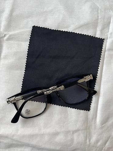 optik eynək cərcivələri: Optik eynək — 3