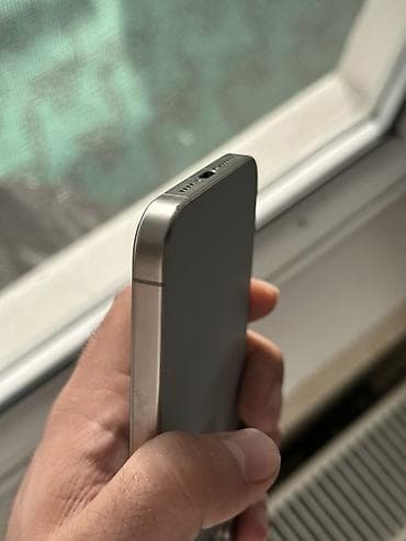 mac utu feni: IPhone 15 Pro Max, 256 GB, Natural Titanium, Zəmanət, Simsiz şarj, Face ID — 9
