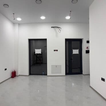 İcarəyə təqdim olunan kommersiya sahəsi - İşıqlı, minimalistik
