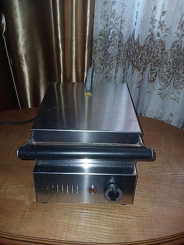 Mətbəx texnikası: Peçenye/waffle aparatısı – peşəkar tipli - Korpus: paslanmayan polad — 2