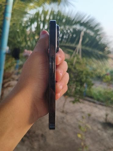 ipad 4 pro: IPhone 14 Pro, 128 GB, Qara, Simsiz şarj — 6