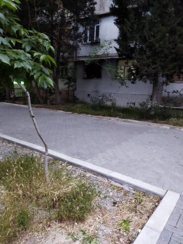 obyek satilir: Obyektə yararlı mənzil satılır. Elmlər akademiyası metrosuna yaxın 5/1 — 11