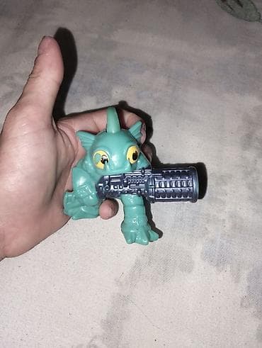 stranger things figur: Mcdonalds oyuncaqları - Mini fiqurlar və maşınlardan ibarət qarışıq — 2