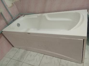 бак из нержавейки 2000 литров цена: Ağ rəngdə hamam otağı üçün vanna. Vannanın ön hissəsi panellə — 2