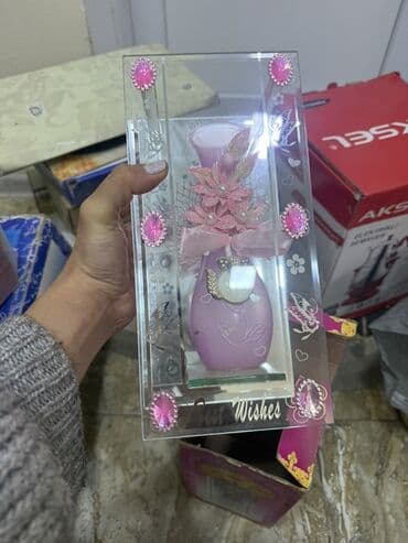 Qab-qacaq və mətbəx ləvazimatlarının alışı: Məişət və servis üçün dekorativ və mətbəx dəsti - Qırmızı bəzəkli — 8