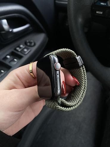 smart box: Apple Watch Series 5, 44 mm - Korpus: qara/alüminium görünüşlü — 3