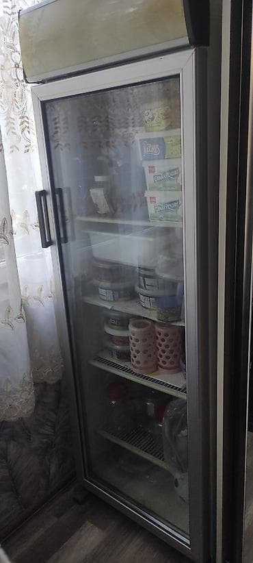 Biznes üçün avadanlıq: Tək qapılı şüşə vitrin tipli soyuducu - Şaquli tip, geniş daxili — 1