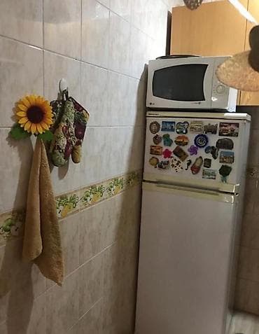 28 may menzil: Yasamal rayonu, Elmlər metrosunun yaxını, İlahiyyat Məscidinin yanı — 8