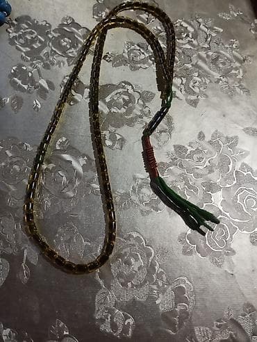 yuxuda muncuq boyunbagi: Məhsul: muncuq və təsbeh dəsti - 2 ədəd mavi muncuq boyunbağı: fərqli — 2