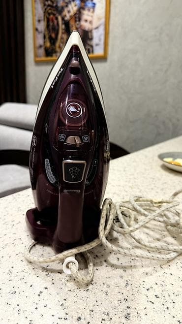 tefal utuler: Tefal buxarlı ütü – Ultimate 500 modeli (üzərində “Ultimate 500” — 3