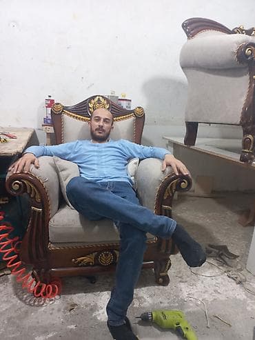 Salam unvanda stullarin berkidilmesi v. s — 1