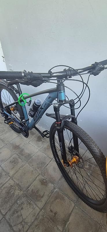 zigzag velosiped: Velosiped satırıq; cəmi bir-iki dəfə istifadə olunub və demək olar ki — 1