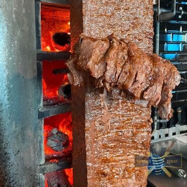 dönər əti sifarişi: Məhsul: Odun közündə bişən ət dönər Xüsusiyyətlər: - Şaquli şişdə — 2