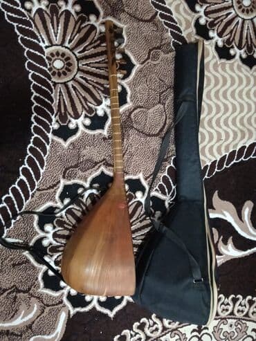 Спорт и отдых: Saz – uzun saplı, akustik xalq çalğı aləti - Korpus: təbii ağacdan — 5