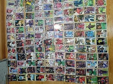 liq: Məhsul: Futbol kolleksiya kartları dəsti Təsvir: - Böyük həcmdə — 1