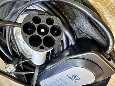 Bu cihaz Gbt başlığı ilə çalışan bütün elektrikli avtomobillərə