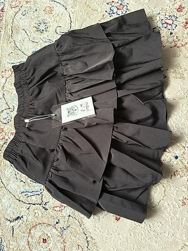 kişi alt geyimi: Qara rəngli qatlanaqlı qısa ətək - Rəng: qara - Model: çoxqatlı — 2