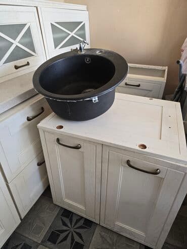 стиль прованс мебель: Mətbəx mebel dəsti - Üslub: klassik/kantri xətti, açıq ağ rəngli — 1