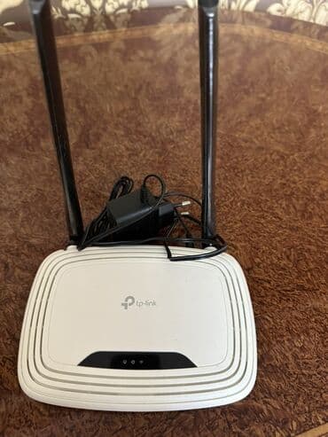 tp link guclendirici: TP-Link Wi‑Fi router Xüsusiyyətlər: - Marka/model: TP-Link (2,4 GHz — 2