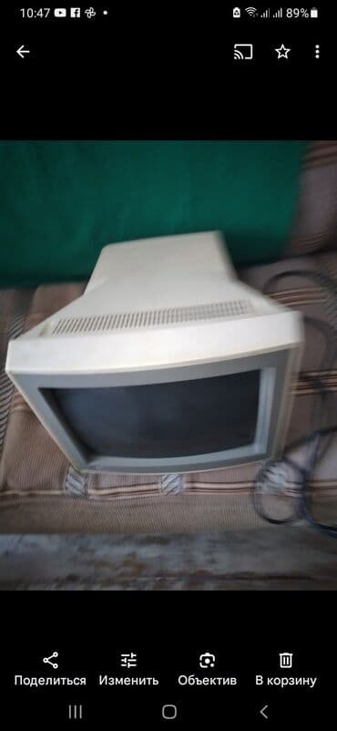 monitor hdmi: Klassik CRT monitor - Ekran tipi: Kineskop (CRT) - Korpus: bej — 1