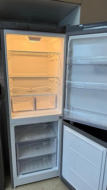 server satışı: Soyuducu 1 ıldı alınıb hecbır problemı yoxdur herseyı ısleyır metbex — 3