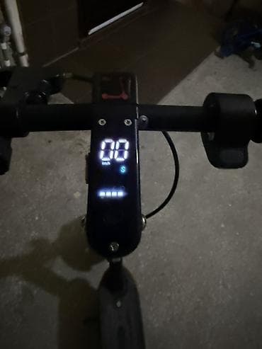 Elektrik skuter – şəhər içi rahat və sürətli hərəkət üçün - Rəng — 5
