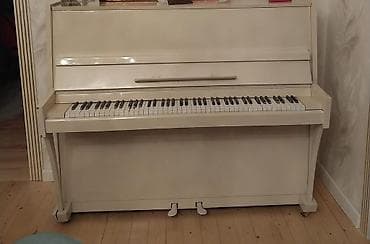 instrumenti: Pianino Kuban 200Azn — 1