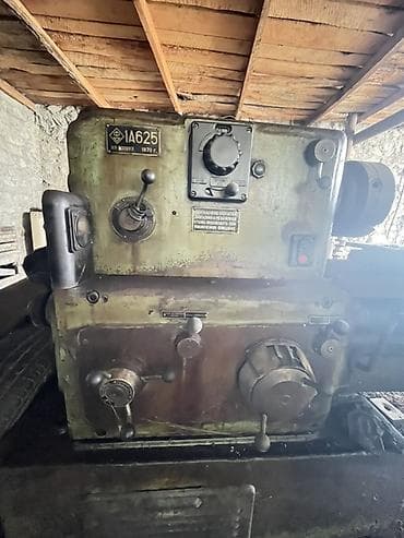 Hazır biznes: Sovet istehsalı torna (tokar) və şaquli qazma (drel) dəzgahları — 1