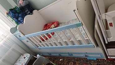 Beşiklər: Oğlan və qız üçün, Dördbucaq, Beşik, Matras ilə, Yellənmə mexanizmsiz — 1