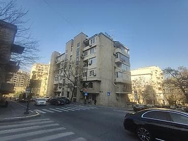 azadliq ev: Bakı, 2 otaqlı, Köhnə tikili, m. İçərişəhər, 57 kv. m — 3