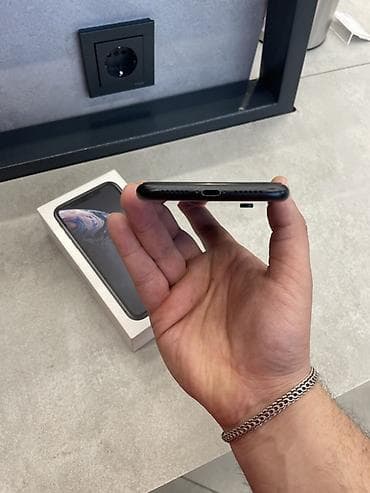 iphone xr azerbaycan: IPhone Xr, 64 GB, Qara, Face ID — 9