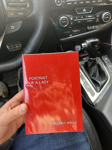 ariq: Parfum Editions de Parfums Frédéric Malle – Portrait of a Lady — 1