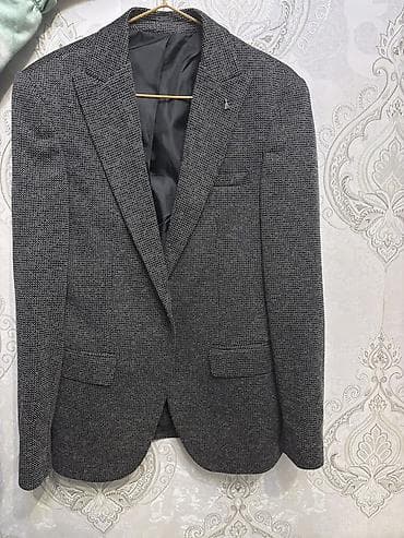 Верхняя одежда: Пиджак — 1