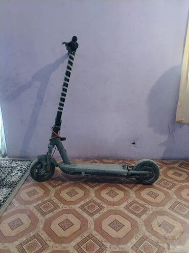 детский скутер: Б/у Электросамокат 8", ≤ 250 Вт, 16 - 25 км/ч, Самовывоз — 3