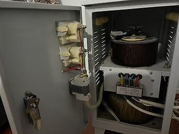 Stablizator. ROCIAD SVC-10000VA – tək fazalı tam avtomatik gərginlik — 3