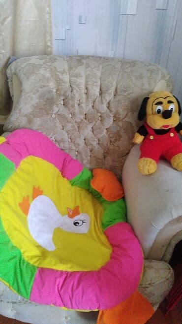 i̇şlənmiş divanlar: Mini-divan, İşlənmiş, Açılmayan, Bazasız, Parça, Ödənişli çatdırılma — 1