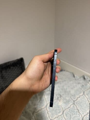 Техника для кухни: IPhone 13, Midnight — 5