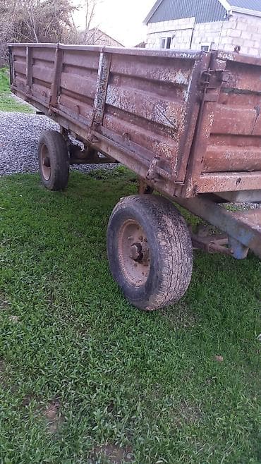 lapeti: Kənd təsərrüfatı üçün ikioxlu traktor qoşqusu - Güclü metal karkas və — 2