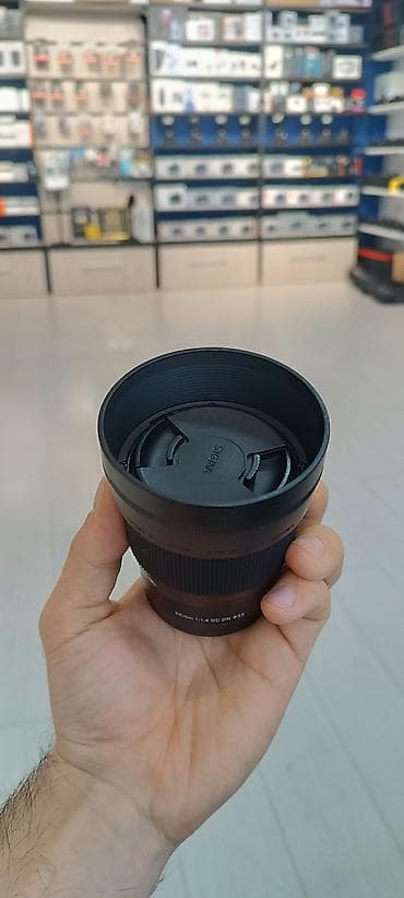 sigma 1835: Sigma 56mm f1.4 ( for Sony ) — 3