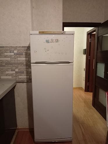 2 qapılı Indesit Soyuducu Satılır, rəng - Ağ lalafo.az -da 2 qapılı Indesit Soyuducu Satılır, rəng - Ağ