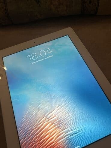 Modemlər və şəbəkə avadanlıqları: Apple iPad 3 planşet — 1