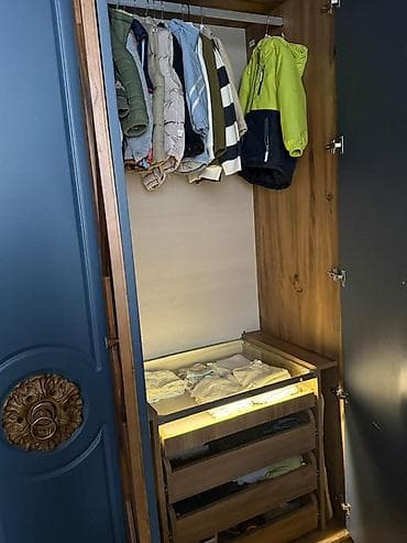 şifonerlər islenmis: İşlənmiş, 6 qapı, Güzgülü, Mavi, Taxta, Açılan, Düz dolab — 3